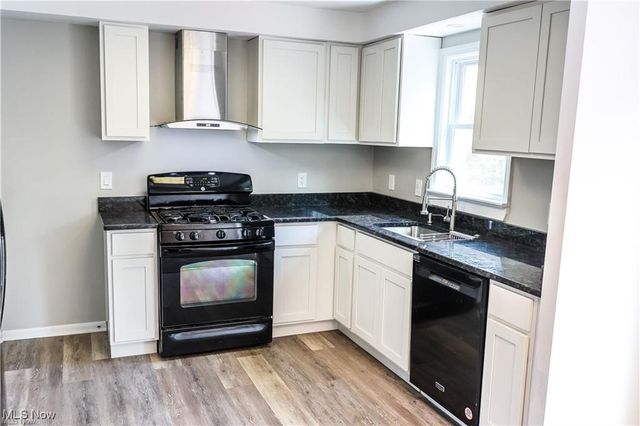 2205 Keystone Road, Parma, OH 44134