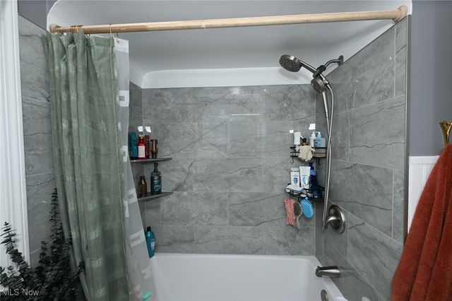 2205 Keystone Road, Parma, OH 44134