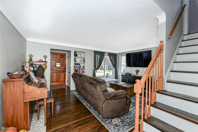 2205 Keystone Road, Parma, OH 44134