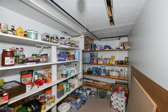 2205 Keystone Road, Parma, OH 44134