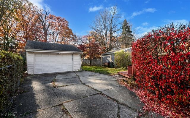 2205 Keystone Road, Parma, OH 44134