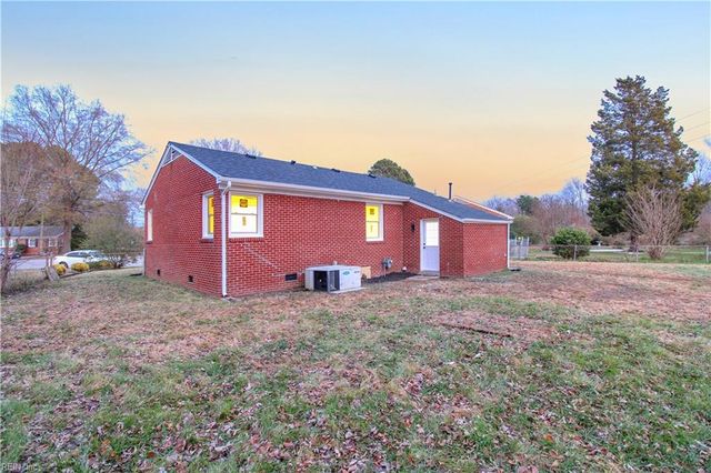 103 McCall CT, Hampton, VA 23666