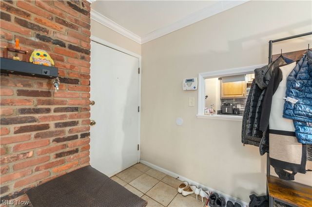 7005 Carriage Hill Drive 102, Brecksville, OH 44141