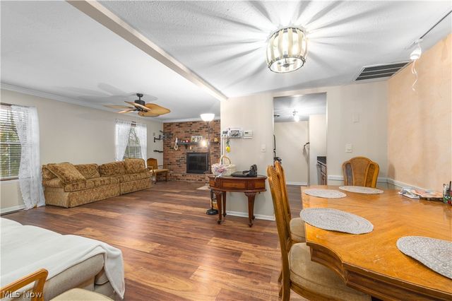 7005 Carriage Hill Drive 102, Brecksville, OH 44141