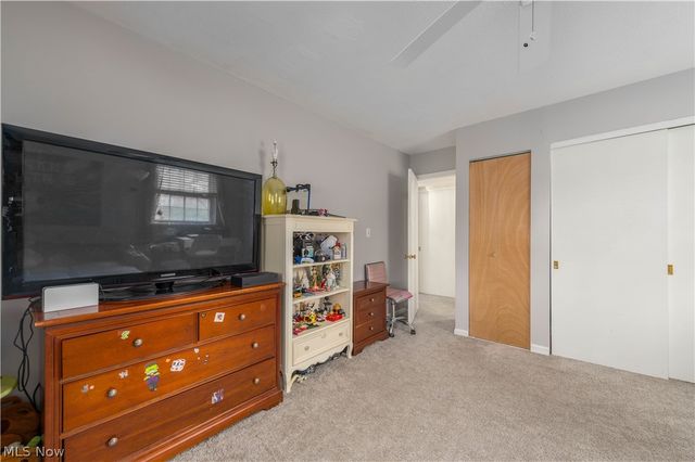 7005 Carriage Hill Drive 102, Brecksville, OH 44141