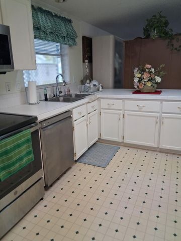 2555 Pga Boulevard 413, Palm Beach Gardens, FL 33410