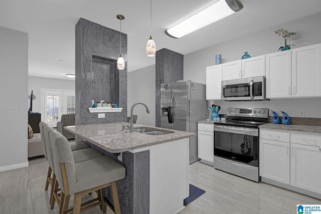 2020 5th Ave S Apt 243, Birmingham, AL 35233