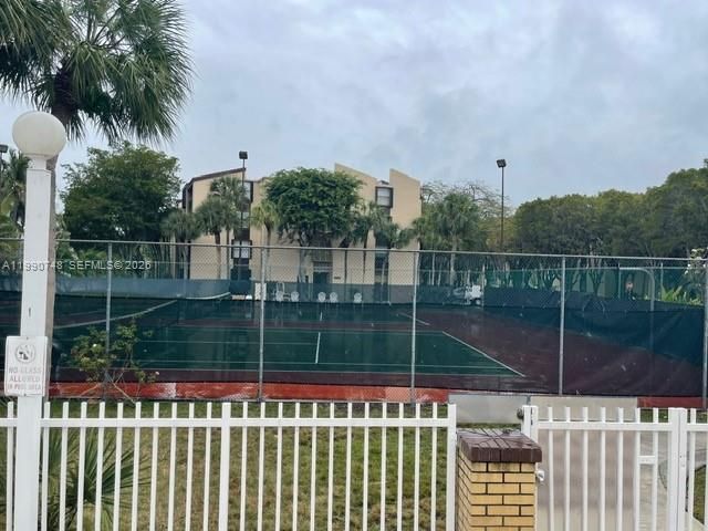 14421 N Kendall Dr 407M, Miami, FL 33186