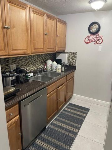 14421 N Kendall Dr 407M, Miami, FL 33186