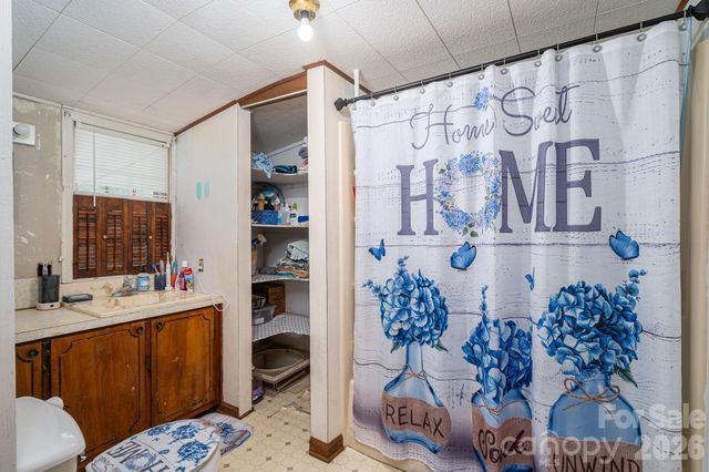 101 Huss Avenue, Cherryville, NC 28021