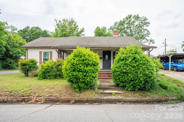 101 Huss Avenue, Cherryville, NC 28021