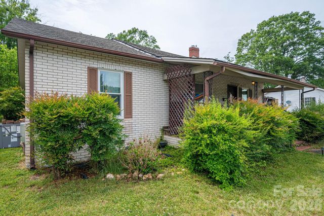 101 Huss Avenue, Cherryville, NC 28021