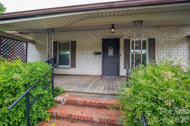 101 Huss Avenue, Cherryville, NC 28021