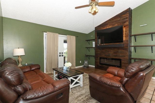 405 DUMONT AVENUE, Deltona, FL 32738