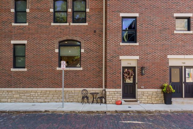 792 Highland Street, Columbus, OH 43215