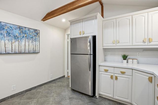 24250 Glenwood Drive, Los Gatos, CA 95033