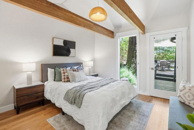 24250 Glenwood Drive, Los Gatos, CA 95033