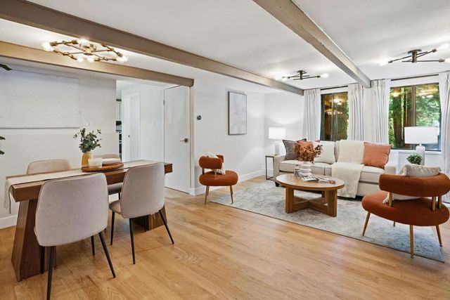 24250 Glenwood Drive, Los Gatos, CA 95033