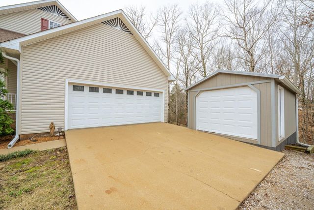 45 DALTON CV, Savannah, TN 38372