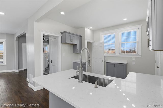 4497 Vancouver Street, Detroit, MI 48204