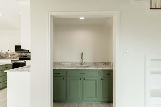 312 Tealwood, Longview, TX 75605