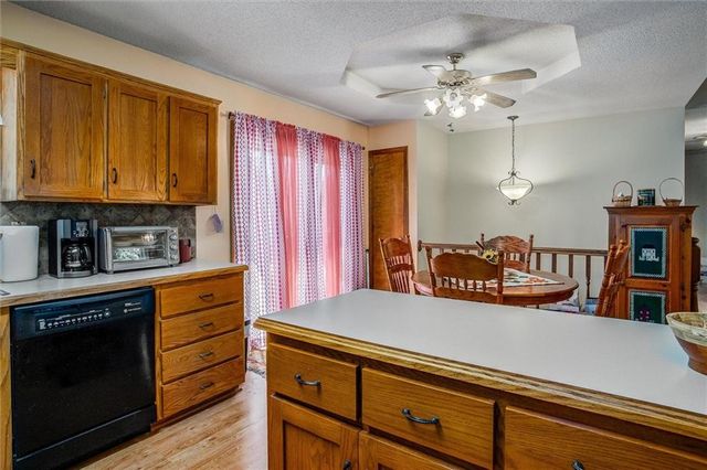 305 Pinetree Drive, Greenwood, MO 64034