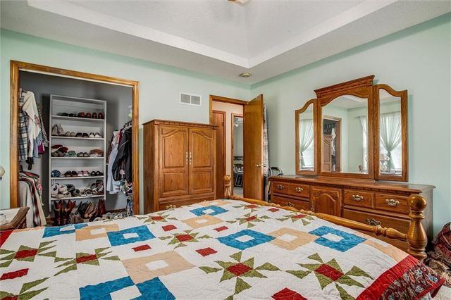 305 Pinetree Drive, Greenwood, MO 64034
