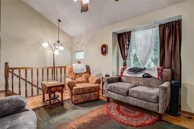 305 Pinetree Drive, Greenwood, MO 64034