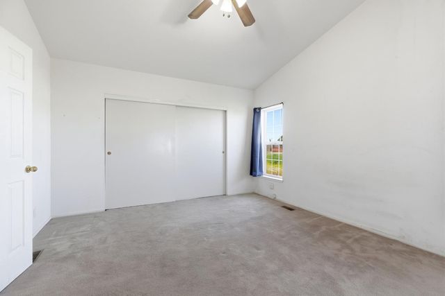 10118 Pioneer Ave, Oakdale, CA 95361