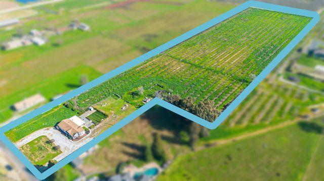 10118 Pioneer Ave, Oakdale, CA 95361