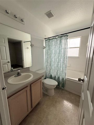 2918 BLOOMING ALAMANDA LOOP, Kissimmee, FL 34747