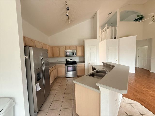 2918 BLOOMING ALAMANDA LOOP, Kissimmee, FL 34747