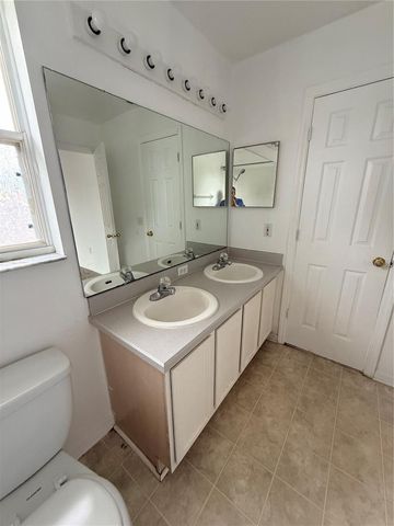 2918 BLOOMING ALAMANDA LOOP, Kissimmee, FL 34747