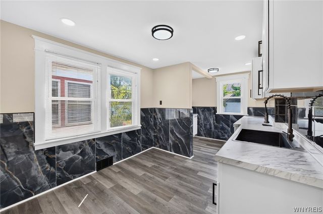 22 Comstock Avenue, Buffalo, NY 14215