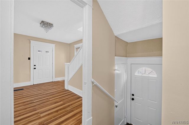 22 Comstock Avenue, Buffalo, NY 14215