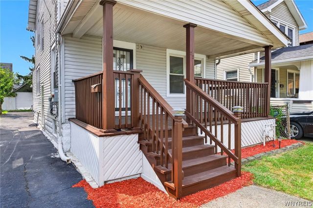 22 Comstock Avenue, Buffalo, NY 14215