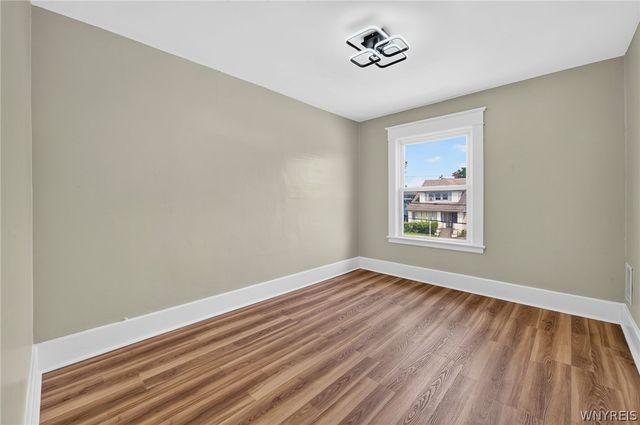 22 Comstock Avenue, Buffalo, NY 14215