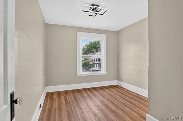22 Comstock Avenue, Buffalo, NY 14215
