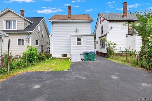 22 Comstock Avenue, Buffalo, NY 14215
