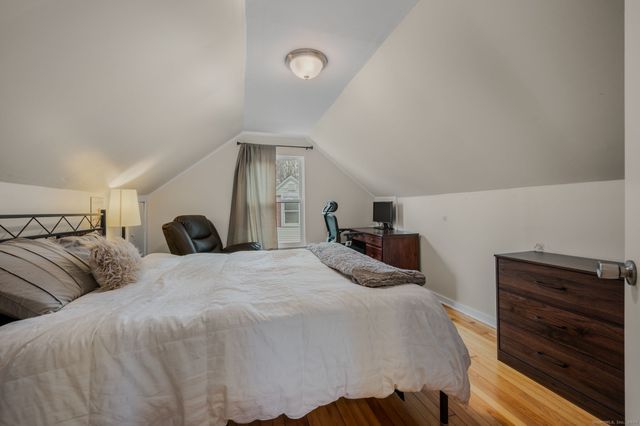 87 Flyers Drive, Norwich, CT 06360