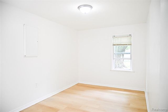 19357 Centralia, Redford, MI 48240