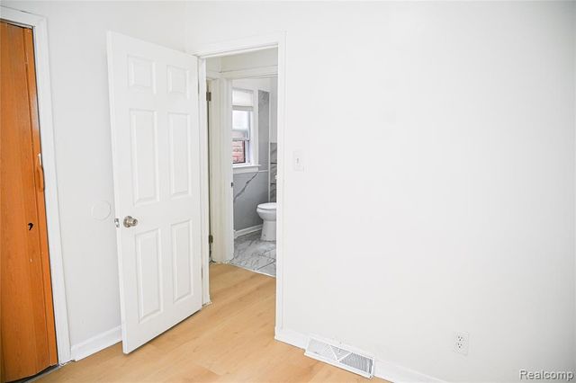 19357 Centralia, Redford, MI 48240