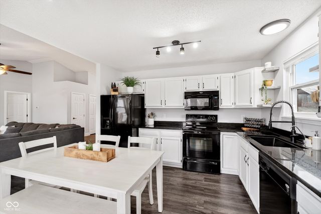 165 E Flat Rock Drive, Westfield, IN 46074