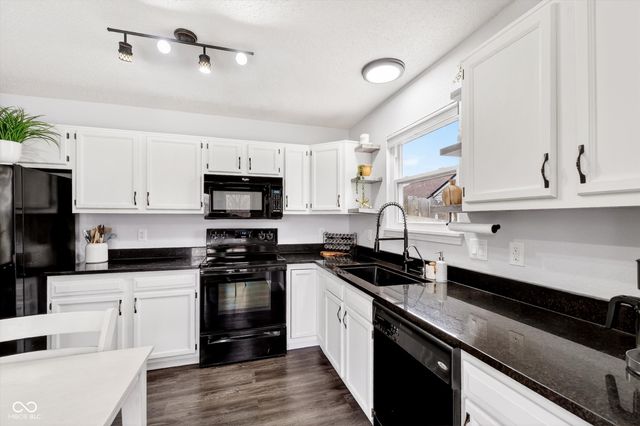 165 E Flat Rock Drive, Westfield, IN 46074