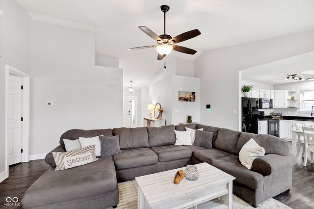 165 E Flat Rock Drive, Westfield, IN 46074