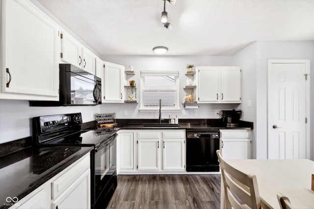 165 E Flat Rock Drive, Westfield, IN 46074