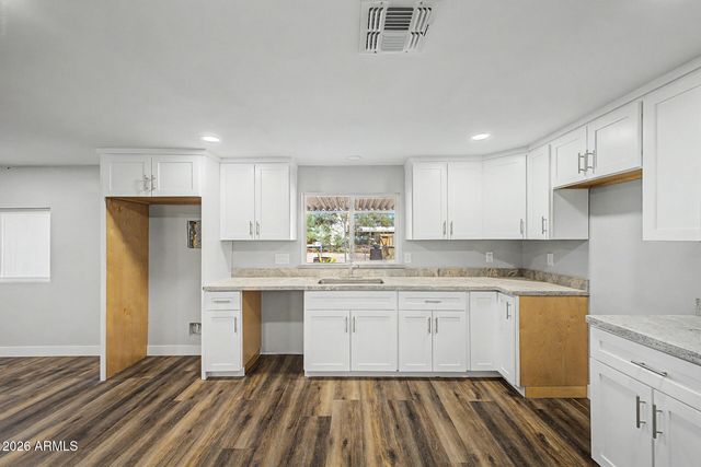 1903 W WINDSONG Street, Apache Junction, AZ 85120