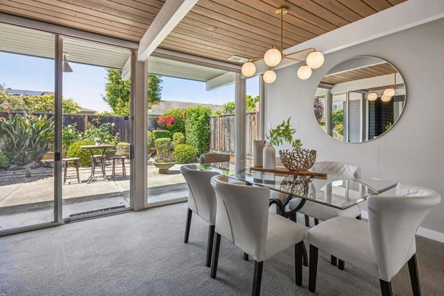 809 Constitution Drive, Foster City, CA 94404