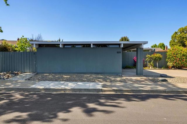 809 Constitution Drive, Foster City, CA 94404
