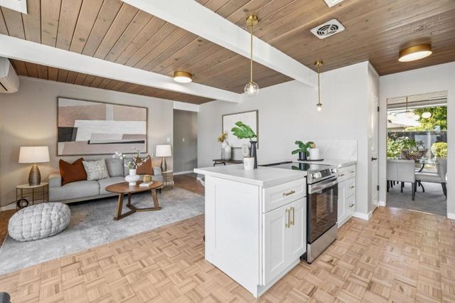 809 Constitution Drive, Foster City, CA 94404